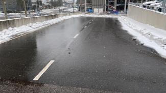 Heated road with HSI heating system