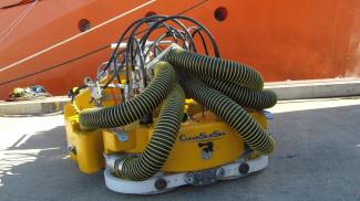 cleanSubSea_technology_ships_ship_hull_ports_maritime_vessels_iinspection_cleaning_maintenance_subsea_underwater