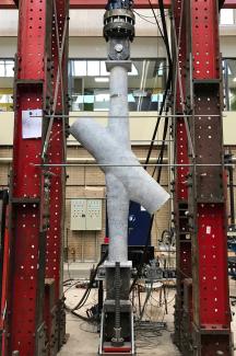 Test set-up of composite joint at Stevin Lab of TU Delft. 